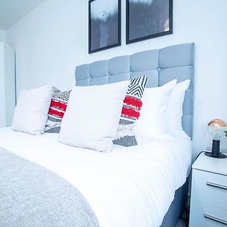 Luxury Apartments Available Next To Train Station - The Wallgate Apartments Wigan - Free Parking Dış mekan fotoğraf