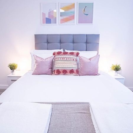 Luxury Apartments Available Next To Train Station - The Wallgate Apartments Wigan - Free Parking Dış mekan fotoğraf