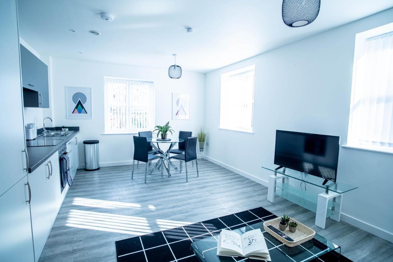Luxury Apartments Available Next To Train Station - The Wallgate Apartments Wigan - Free Parking Dış mekan fotoğraf