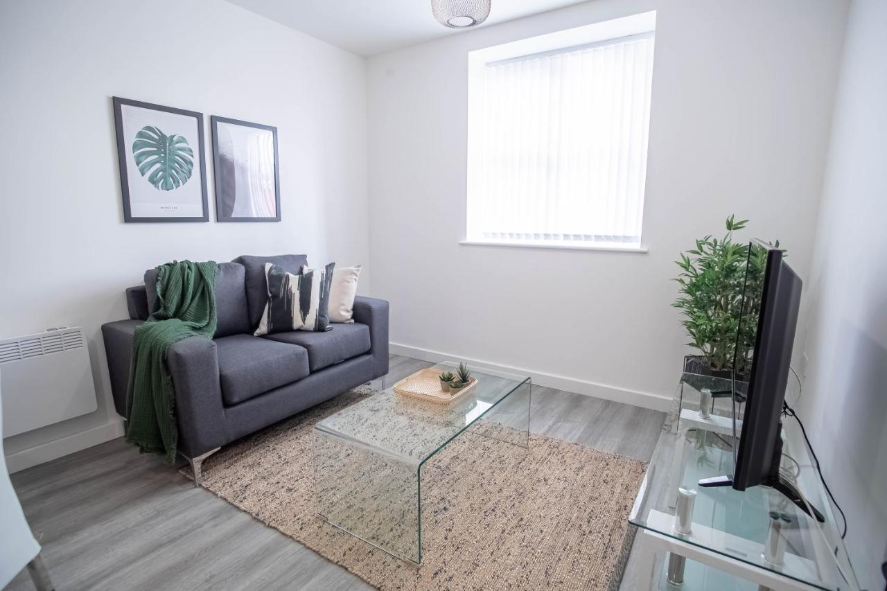 Luxury Apartments Available Next To Train Station - The Wallgate Apartments Wigan - Free Parking Dış mekan fotoğraf