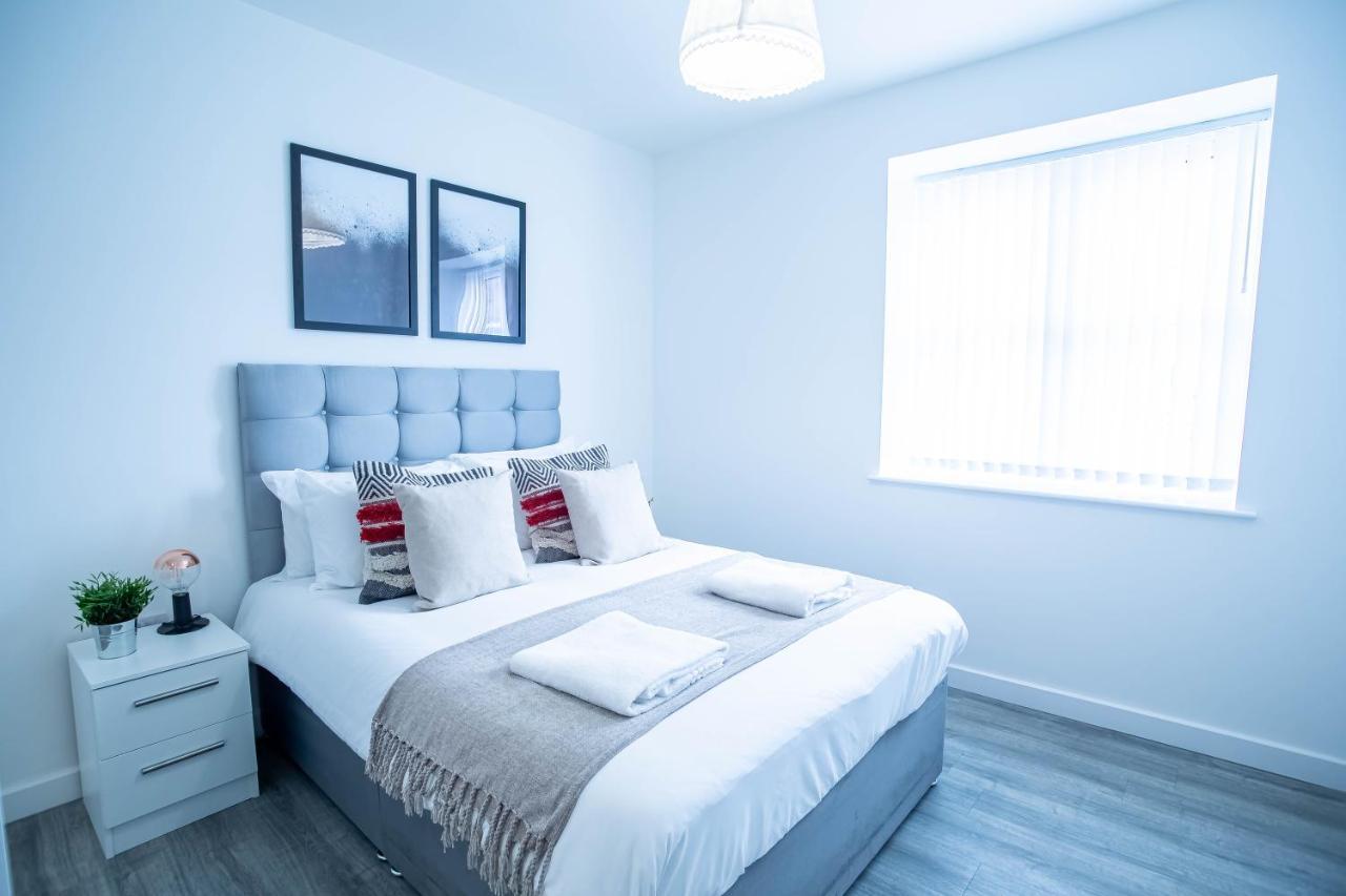 Luxury Apartments Available Next To Train Station - The Wallgate Apartments Wigan - Free Parking Dış mekan fotoğraf