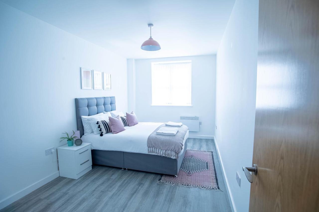 Luxury Apartments Available Next To Train Station - The Wallgate Apartments Wigan - Free Parking Dış mekan fotoğraf