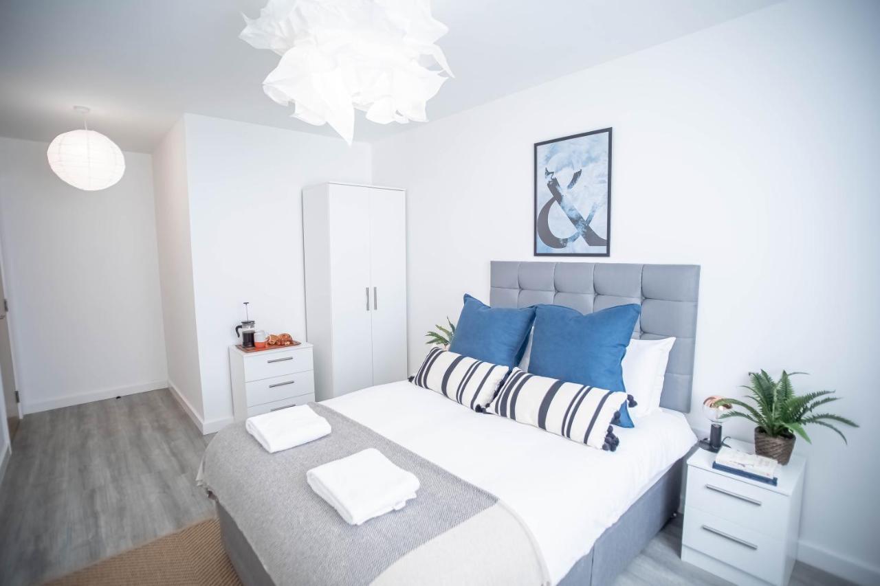 Luxury Apartments Available Next To Train Station - The Wallgate Apartments Wigan - Free Parking Dış mekan fotoğraf