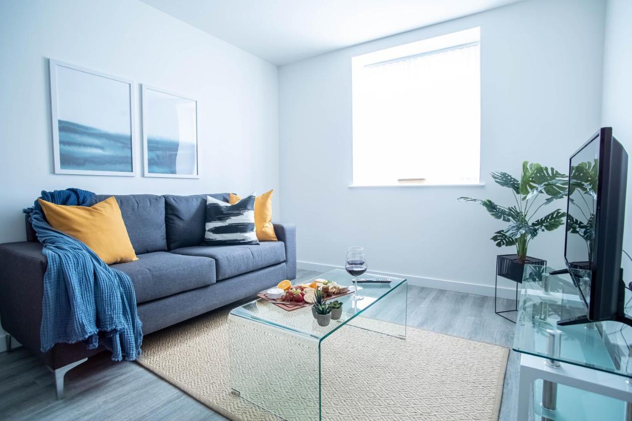Luxury Apartments Available Next To Train Station - The Wallgate Apartments Wigan - Free Parking Dış mekan fotoğraf